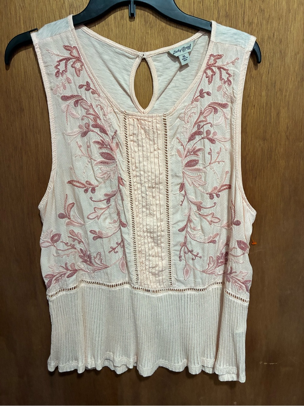 Lucky Brand Peach Embroidered Sleeveless Top XL